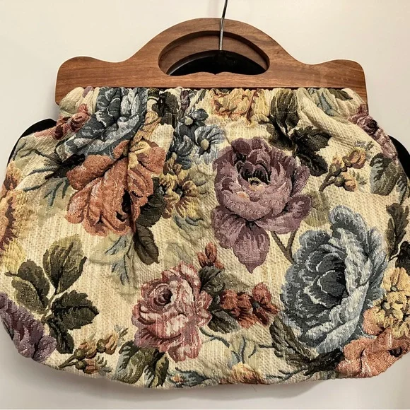 Floral Tapestry Handbag - Picture 4 of 6